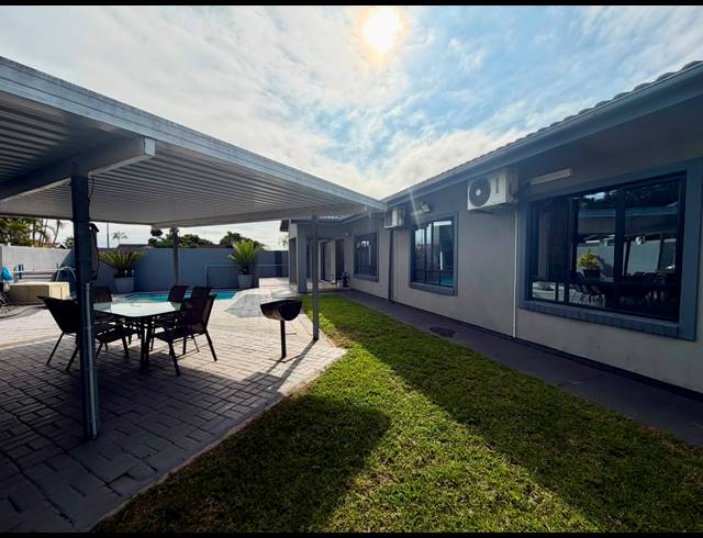 3 BEDROOM SECTIONAL TITLE FOR SALE IN BIRDSWOOD